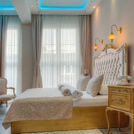 Artdeco Hotel 3*