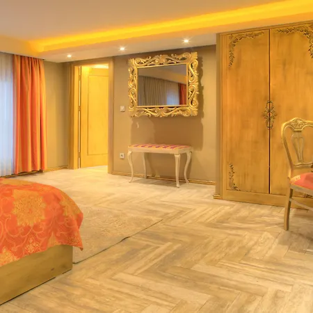 Artdeco Hotel